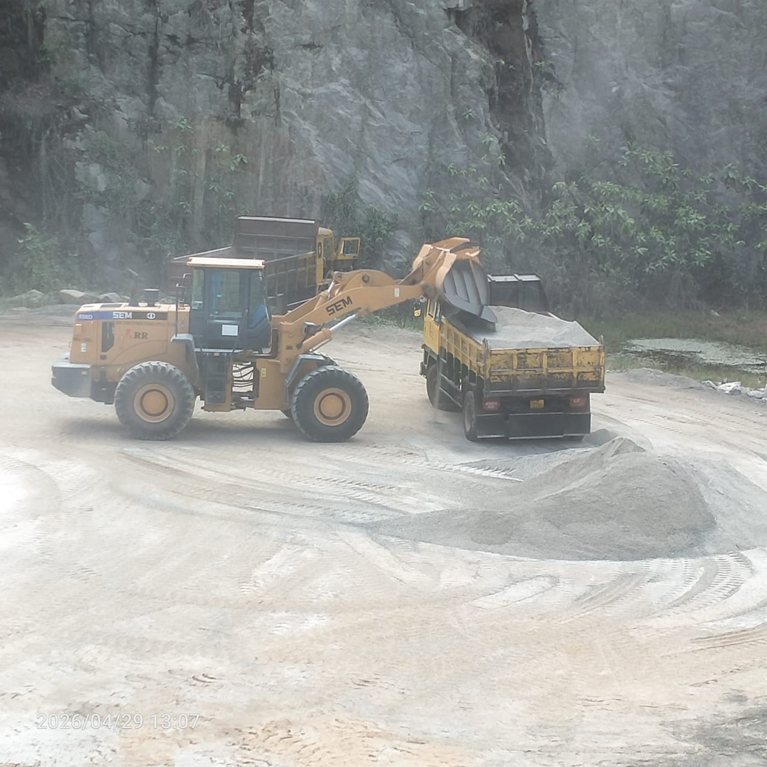 Omanthai Crusher